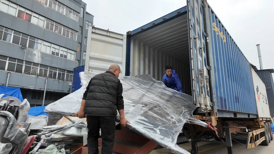 playground-equipment-packing-shipping.webp