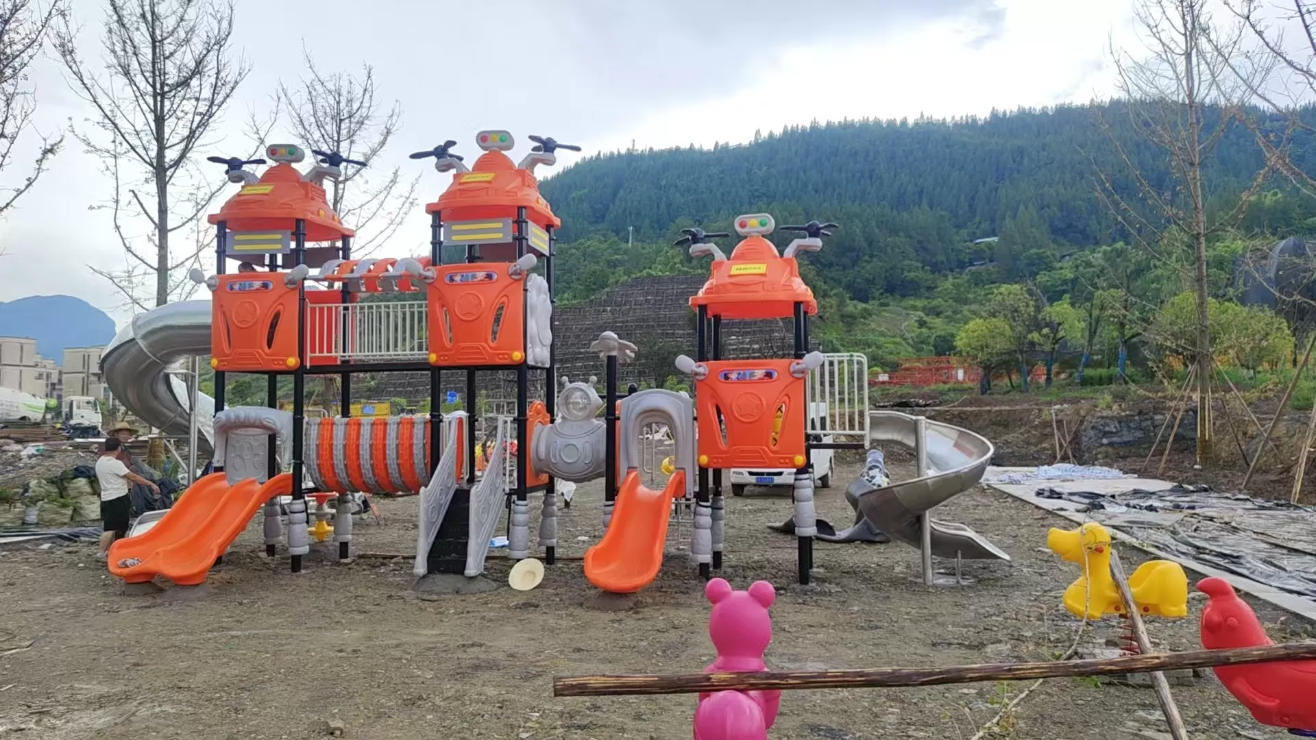 Children's play area in Chongqing residential buildings