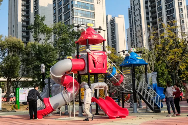 revitalize-aging-parks-with-zzrs-amusement-where-old-spaces-meet-new-vitality-7.jpg revitalize-aging-parks-with-zzrs-amusement-where-old-spaces-meet-new-vitality-7.jpg